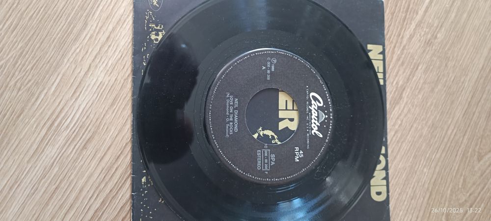 Neil Diamond "Love On The Rocks" Single