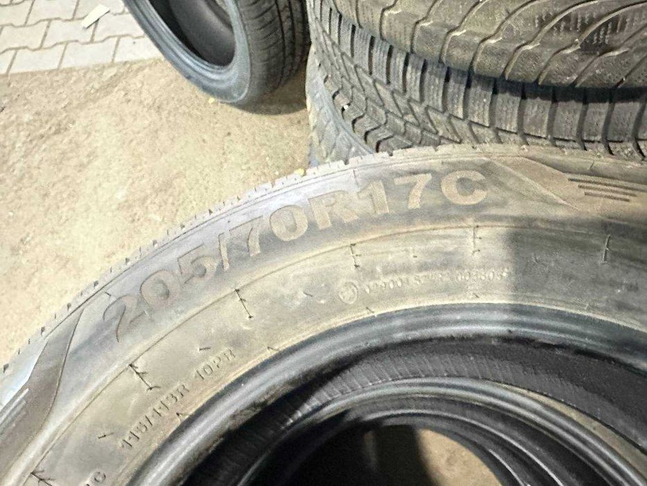 Шини 205/70 R17C Giti Van HD1 CC22-21 | Комерційна вантажна гума Як нові!