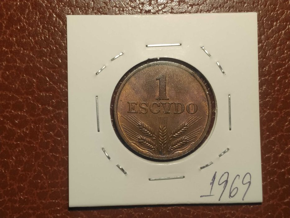 B33 moeda de 1 escudo de 1969 em bronze - Portugal