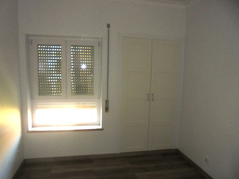 Quinta da Maia, excelente T 2 remodelado, junto Solum, Alma Shopping, disponível de imediato
