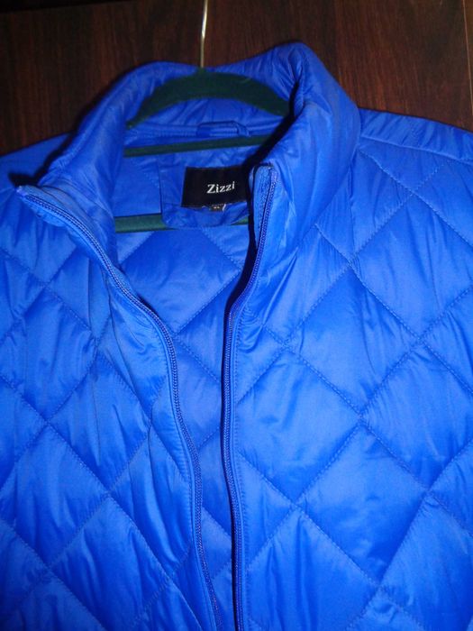 Kurtka pikowana w kolorze kobaltu