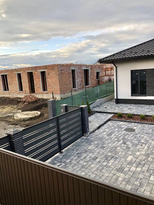 Продається 1-поверховий будинок у В. Кучурові (р-н Годилівської школи)