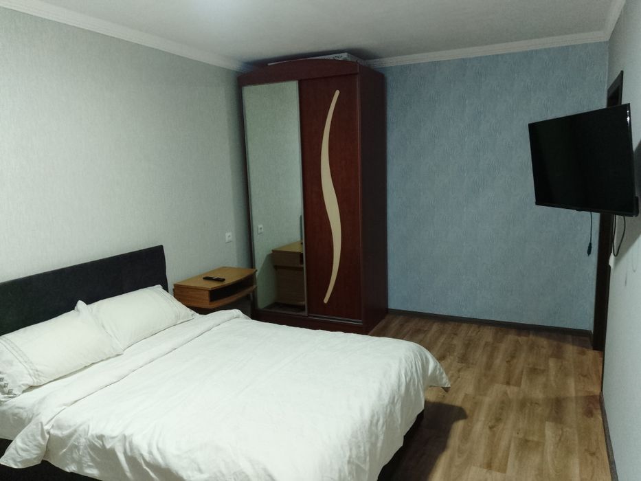 Подобово погодинно 1к квартира пр. Перемоги