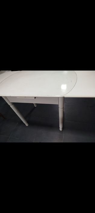 Mesa extensível branca