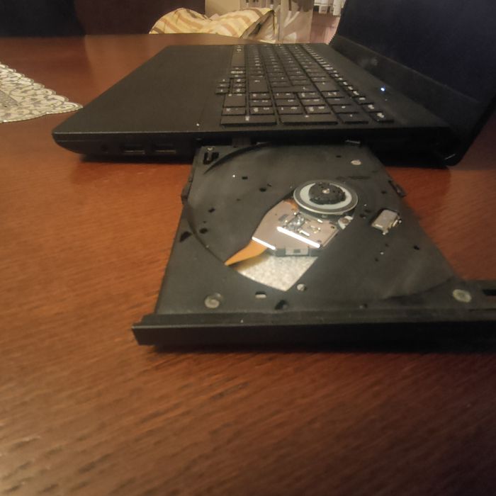 Laptop Fujitsu Lifebook A3510
