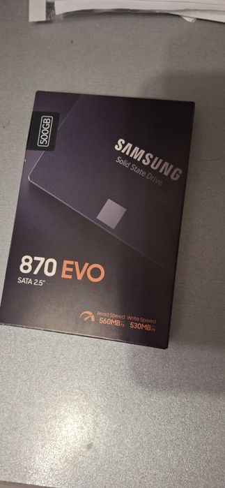 Продам новий SSD Samsung 870 EVO 500 GB Sata 2.5
SSD накопитель SAMSUN