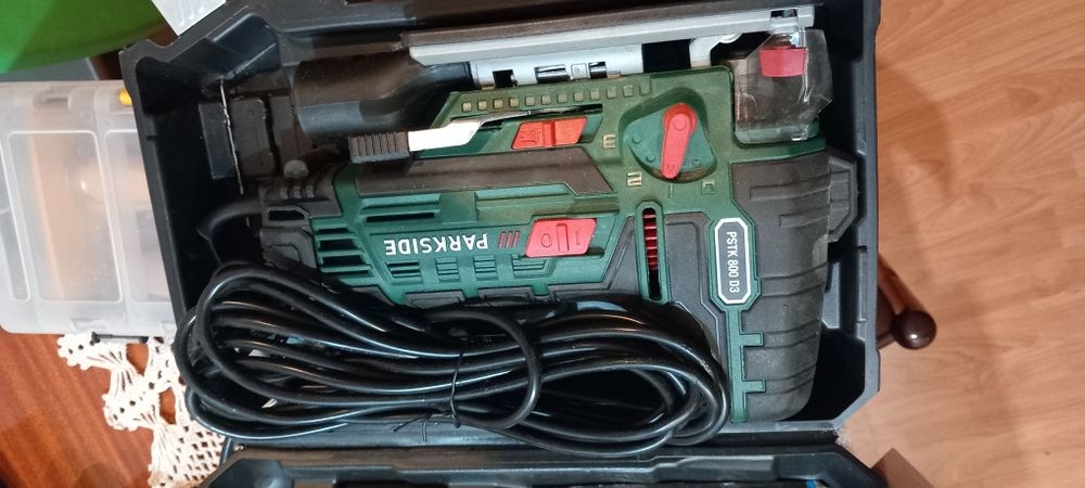 Serra de corte parkside com luz lazer e led