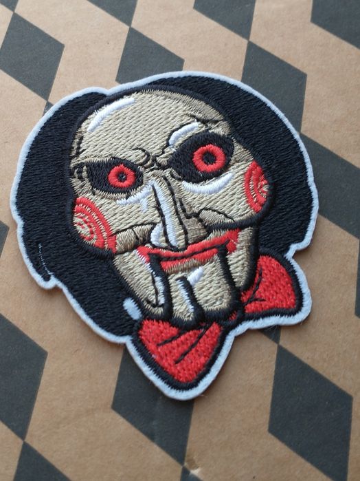 naszywka Saw Piła Jigsaw horror naprasowanka halloween