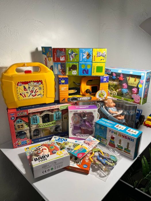 Лот іграшок суміш по оптовій ціні | Терміново!