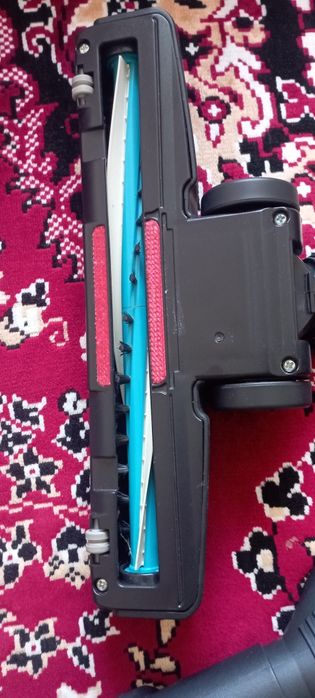 Щітка до пилососа