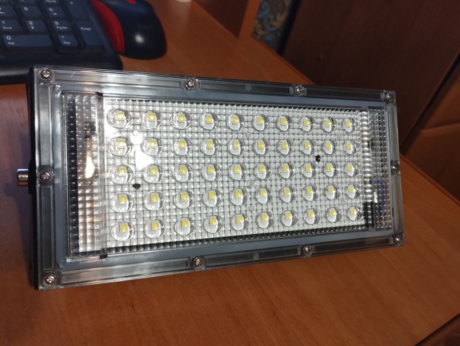 Світильник вуличний світлодіодний на 50 ватт