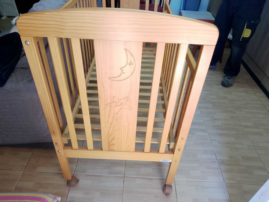 Berço para bebé ótimo estado