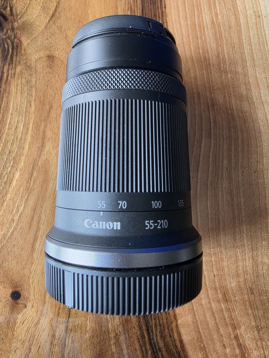 Canon RF-S 55-210