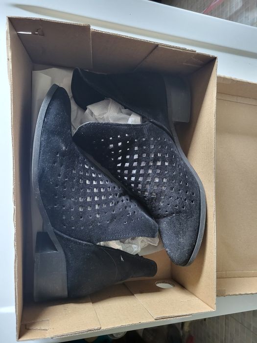 Półbuty Kazadii 39 zamsz