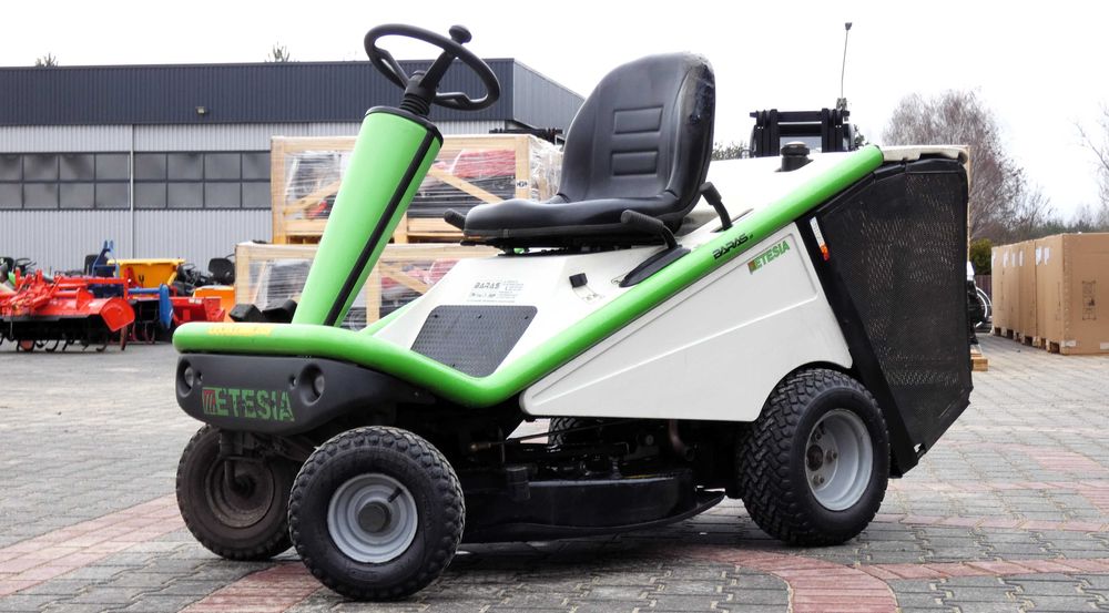 Traktor kosiarka Etesia Hydro 80 Kawasaki 2 Cylindry (260215.6) Baras