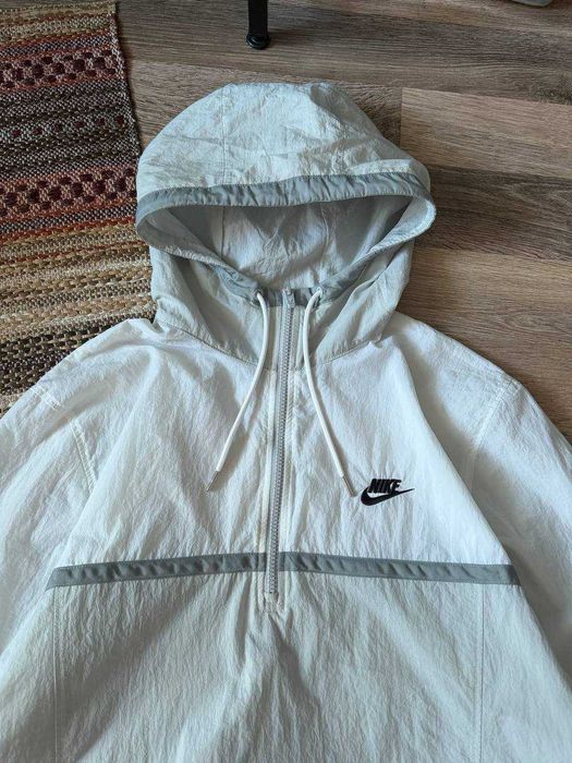 streewear white x gray Nike nylon Jacket біло-сіра Вітровка Nike