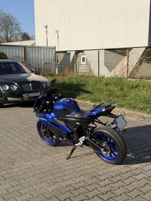 Yamaha R125 salonowe z polski bezwypadkowe  ok1400km  przebiegu