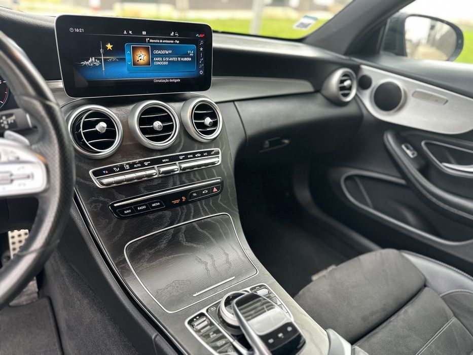 Mercedes-Benz C220 Coupé AMG Nacional