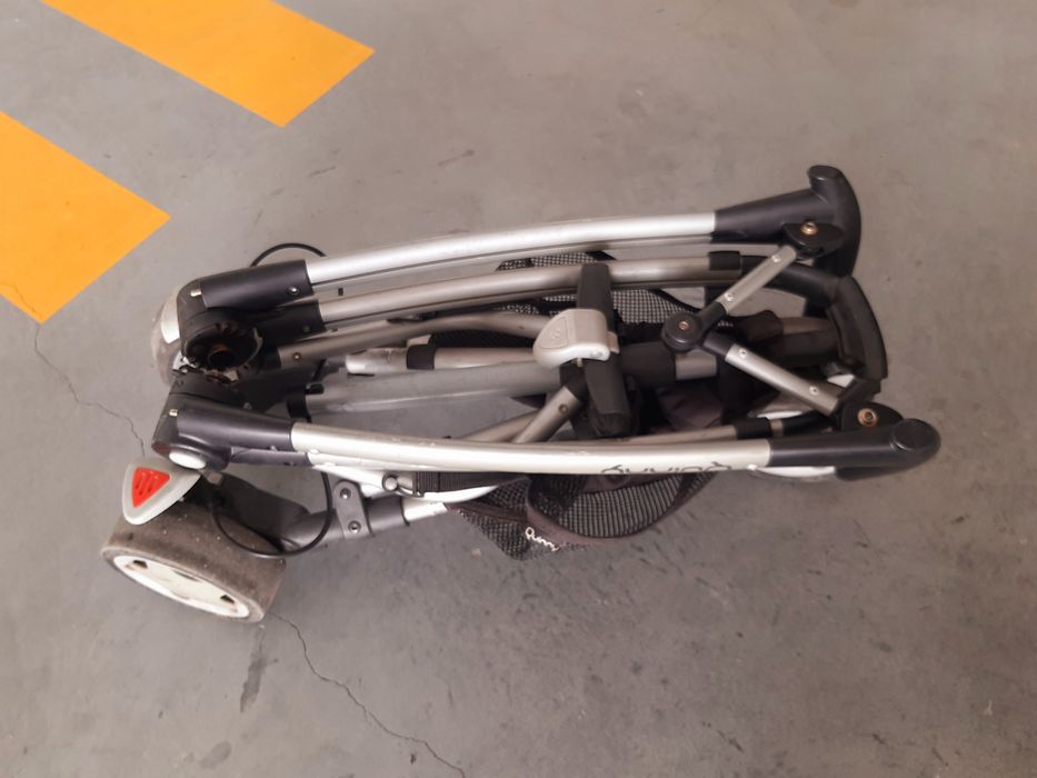 Carrinho Quinny Zapp Xtra2 compatível com ovo Maxi Cosi