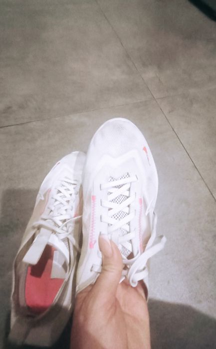 Nike Vista Lite 39/40 fitness białe siatka nowość