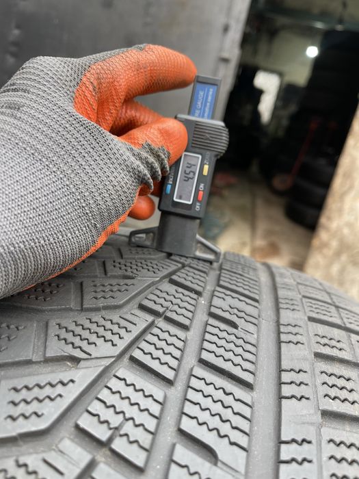 Шини 235/50/19 Hankook Wnter I’cept EVO2 зима 2шт 2020рік