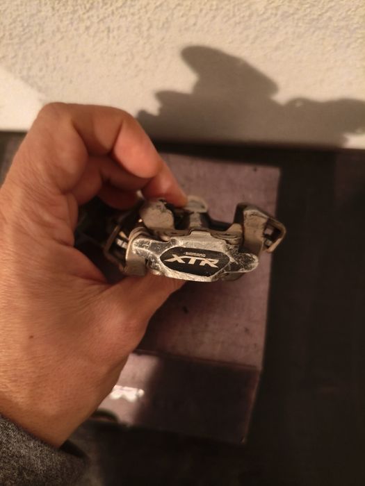 Par de pedais Shimano XTR.