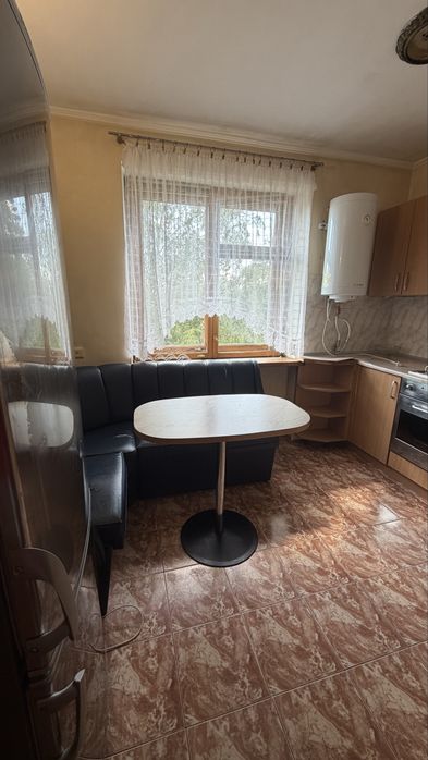 Продаж 1 кімнатноі квартири  центр Коцюбинське