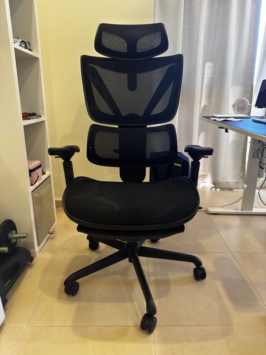 Cadeira de Escritório Ergonômica com Apoio para Os Pés