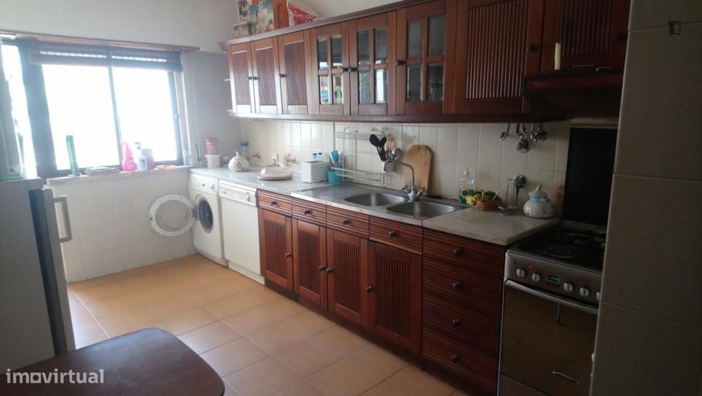 Quarto - localizado em Sintra Lisbon