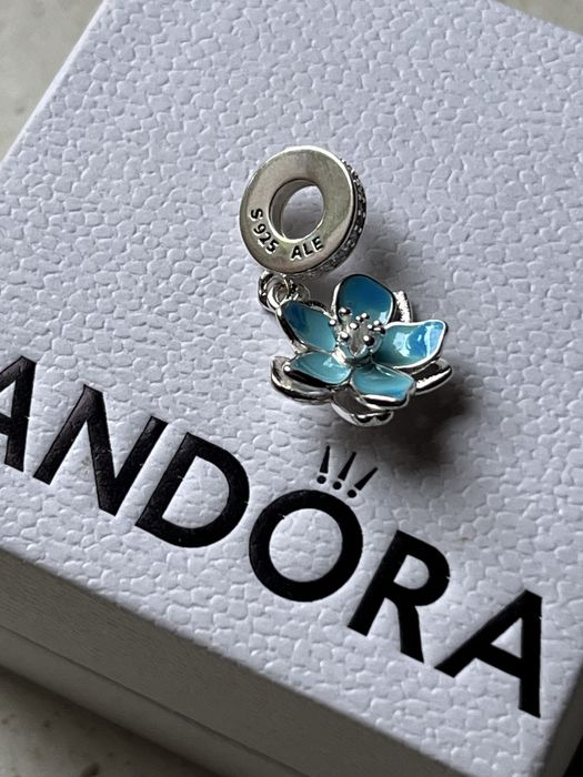 Charmsy Pandora 2szt.