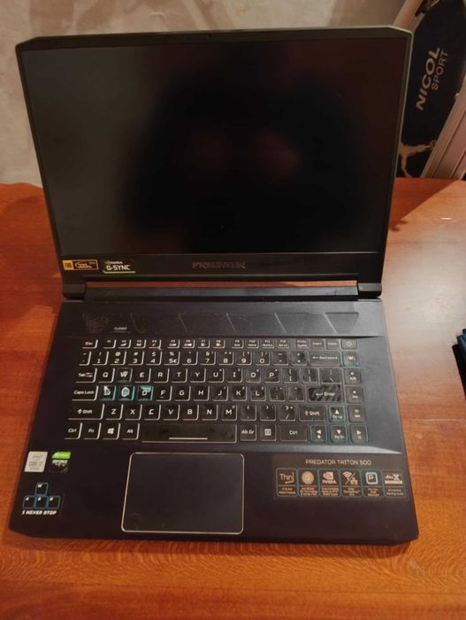 Laptop Acer Predator Triton 500 do negocjacji