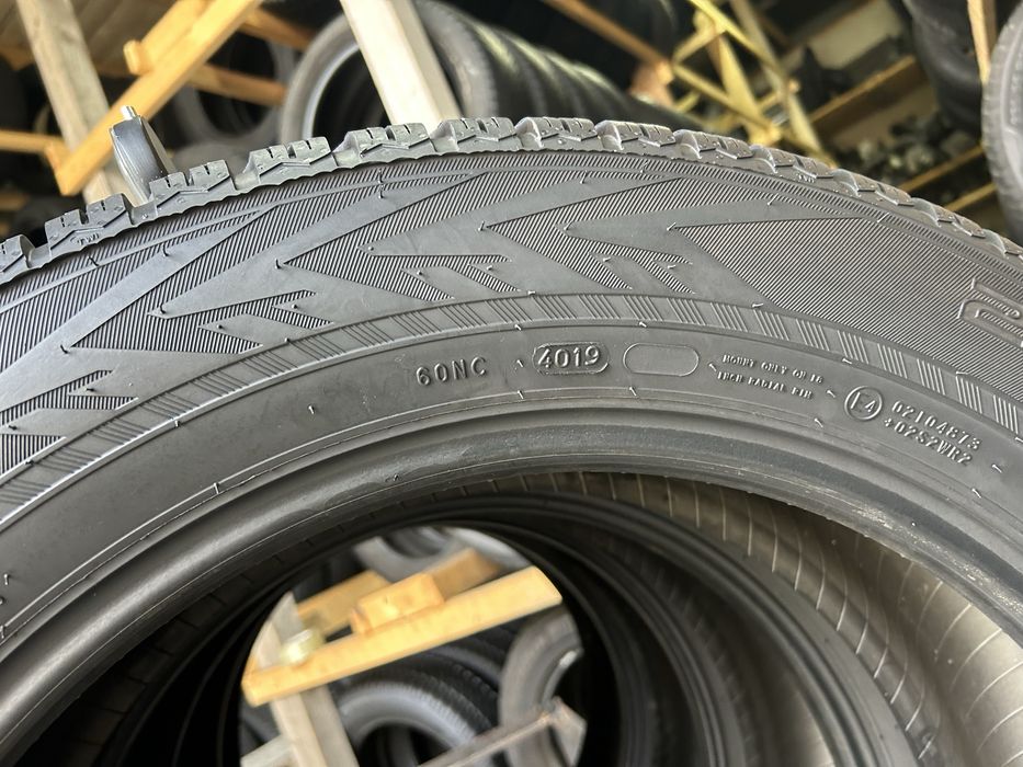 225/60/18, Nokian TYRES WR SUV4.