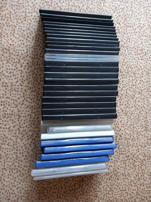 DVD or CD Cases431319052085504000