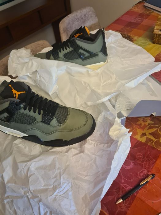 Sapatilhas novas (ainda em caixa). Nunca usadas. Preço negociável