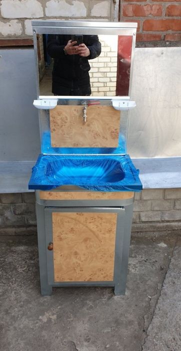 Умывальник дачный мойдодыр