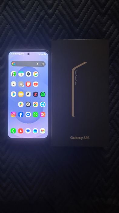 Samsung S25 , 12 Ram 256 Gb