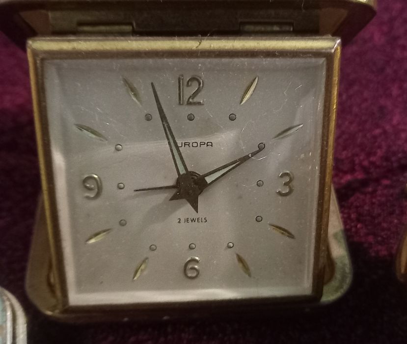 Vendo conjunto relogios, rare, selling rare clocks