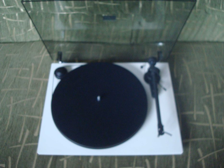 Продам проигрыватель пластинок Technics SL-120