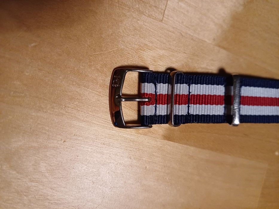 Pasek do zegarka. Wzór jak Tommy Highfilger