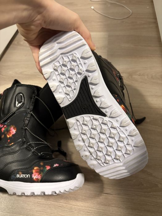 Buty damskie snowboardowe