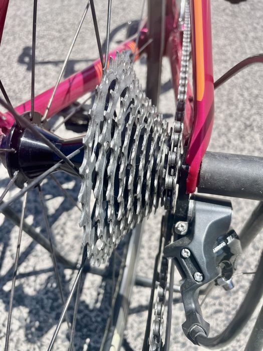 Giant/Liv Envie Advanced Carbono – Shimano 105 – Estrada/Aero