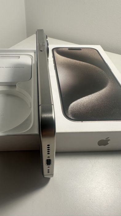 iPhone 15 PRO Natural Titanium 256GB super stan