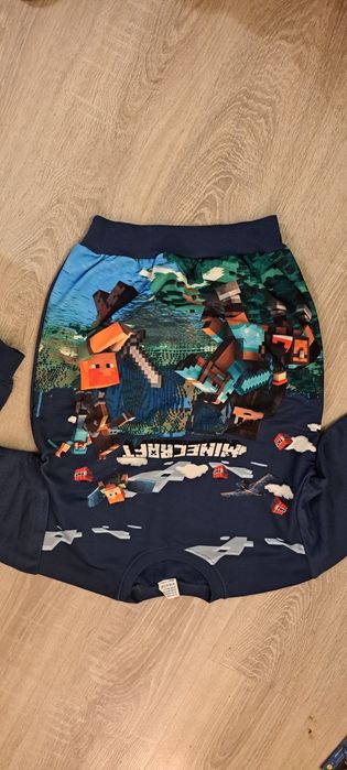Bluza minecraft dla fana   134/140 nowa