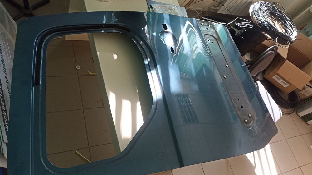 Двері праві пасажирські Citroen Berlingo b9