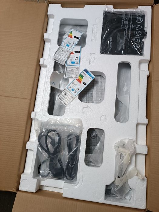 Монітор Samsung ls32a700n