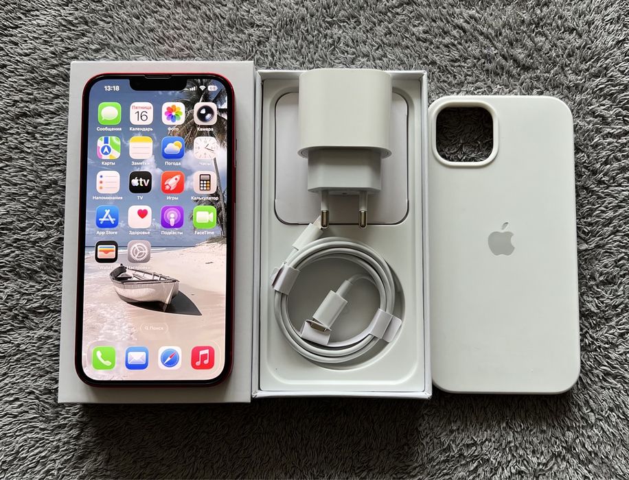iPhone 13 128GB Red Product neverlock
