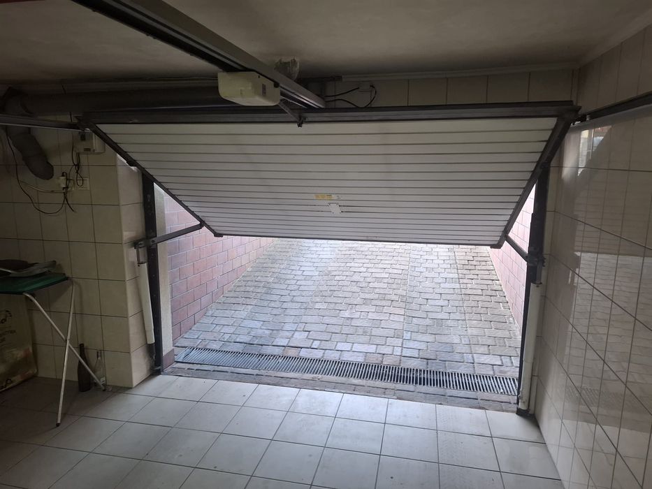 Brama garażowa panelowa WIŚNIOWSKI 250x178 automat