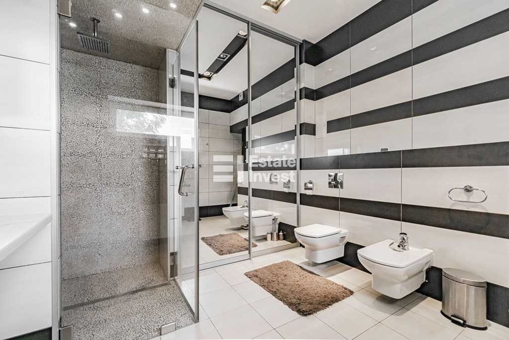 Здається 2-поверховий будинок в селі Коротич, Харківський р-н