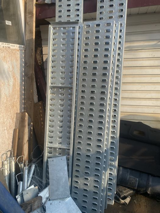 Продам трапи металеві оцинковані а також є перфорація