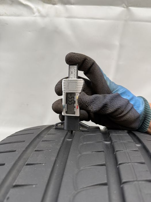 295/40/20 Pirelli P ZERO Rosso AO 110Y